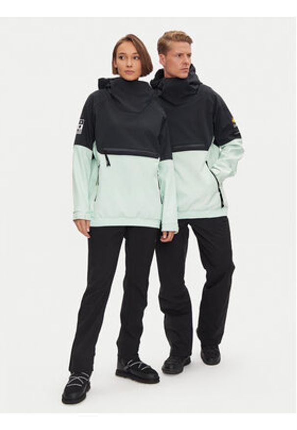 Colourwear Kurtka narciarska Torch Anorak 7010301 Czarny Regular Fit. Kolor: czarny. Materiał: syntetyk. Sport: narciarstwo