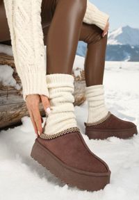 Born2be - Brązowe Śniegowce na Grubej Podeszwie Niską Cholewką i Haftem Reamelia. Okazja: na spacer. Wysokość cholewki: przed kostkę. Kolor: brązowy. Materiał: dzianina, puch. Szerokość cholewki: normalna. Wzór: haft #1