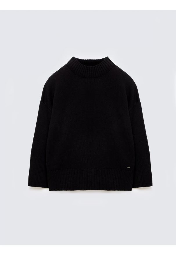Big-Star - Sweter damski ze stójką oversize czarny Siena 906. Typ kołnierza: kołnierzyk stójkowy. Kolor: czarny. Materiał: materiał, bawełna, skóra. Wzór: gładki. Styl: klasyczny