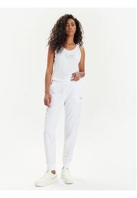 EA7 Emporio Armani Spodnie dresowe 8NTP85 TJTXZ 0101 Biały Regular Fit. Kolor: biały. Materiał: bawełna #4