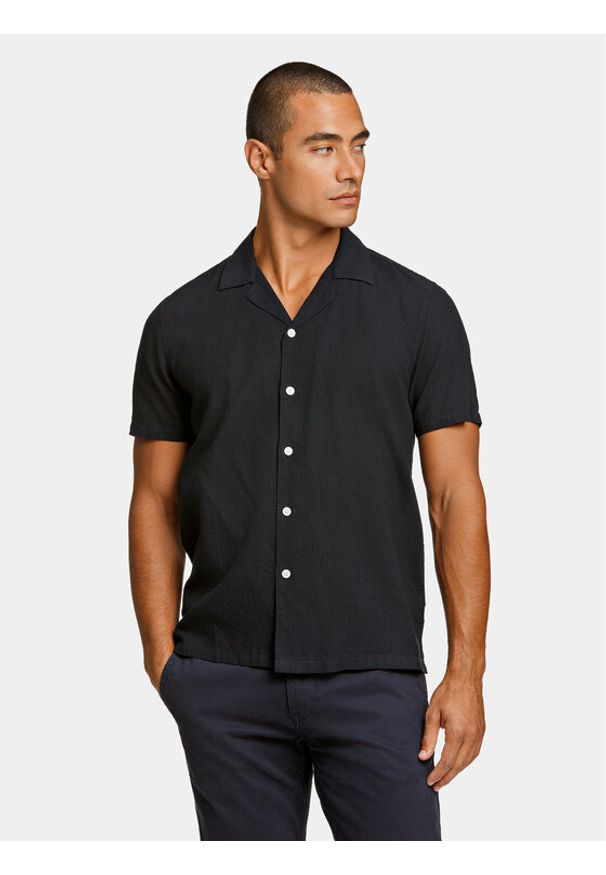 Lindbergh Koszula 30-203319 Czarny Relaxed Fit. Kolor: czarny. Materiał: len, bawełna