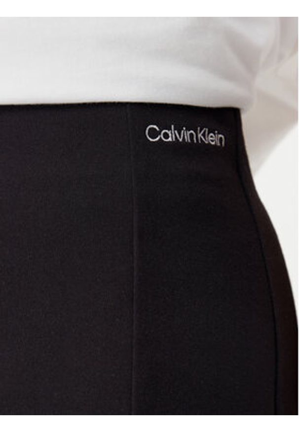 Calvin Klein Jeans Spódnica trapezowa Logo Milano J20J225333 Czarny Regular Fit. Kolor: czarny. Materiał: wiskoza, syntetyk