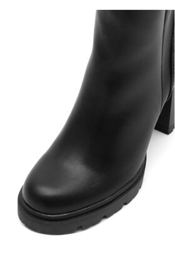 Clara Barson Botki MAGGI WS5881-03 Czarny. Kolor: czarny. Materiał: skóra