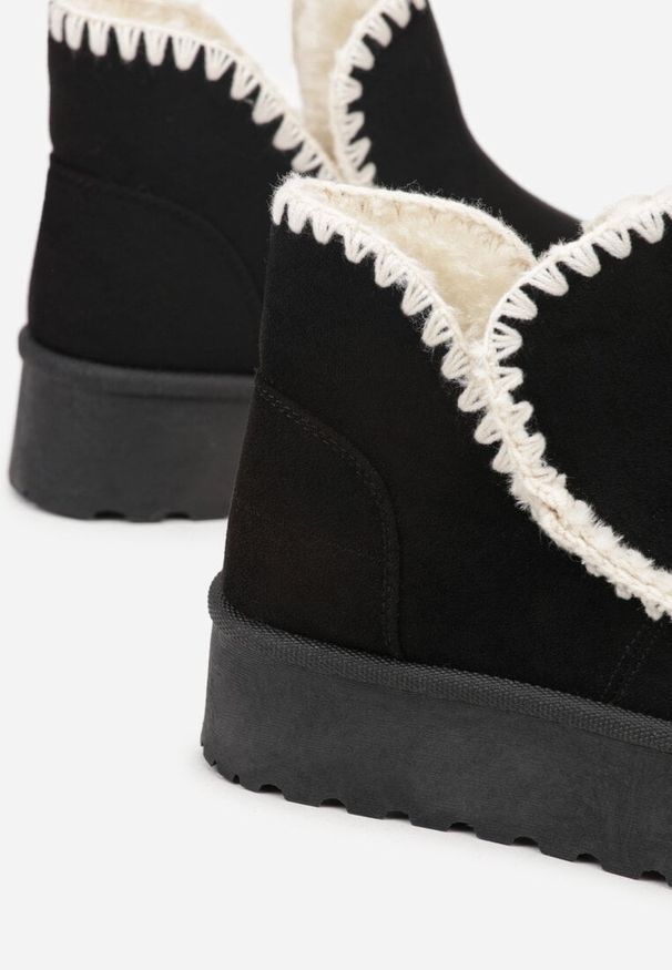 Born2be - Czarne Śniegowce na Grubej Podeszwie z Haftem Maretusa. Okazja: na co dzień. Kolor: czarny. Materiał: jeans. Wzór: haft. Styl: casual, klasyczny