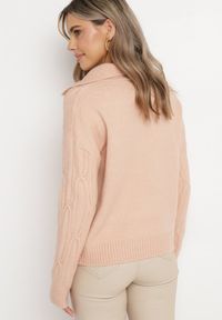 Born2be - Różowy Klasyczny Sweter w Ozdobny Splot Mulls. Kolor: różowy. Materiał: tkanina, dzianina. Wzór: ze splotem. Styl: klasyczny #5