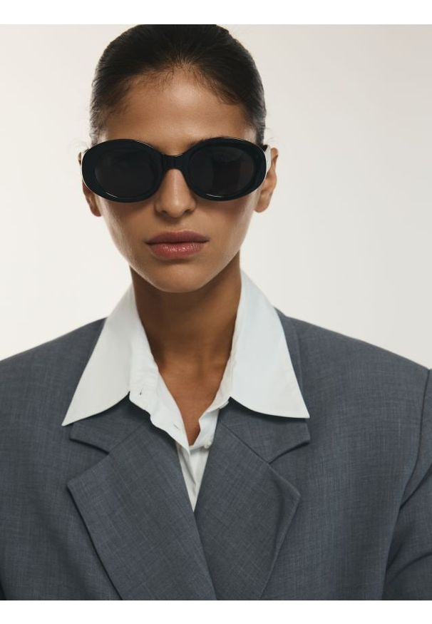 Reserved - Okulary przeciwsłoneczne - czarny. Kolor: czarny