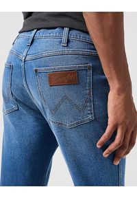 Wrangler - WRANGLER LARSTON MĘSKIE SPODNIE JEANSOWE JEANSY DŻINSY GARNER BLUE W112350846