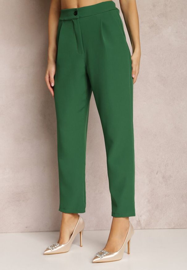 Renee - Zielone Spodnie Cygaretki Zalko. Okazja: na co dzień. Kolor: zielony. Styl: klasyczny, elegancki, casual