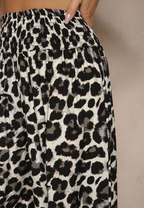 Renee - Czarno-Białe Panterkowe Spodnie z Wiskozy High Waist Ellilune. Okazja: do pracy, na spotkanie biznesowe, na co dzień. Stan: podwyższony. Kolor: czarny. Materiał: wiskoza. Wzór: motyw zwierzęcy. Styl: casual, elegancki, biznesowy