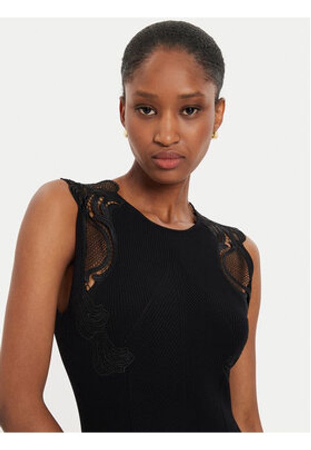 TwinSet - TWINSET Sukienka dzianinowa 242TP3190 Czarny Slim Fit. Kolor: czarny. Materiał: syntetyk, wiskoza