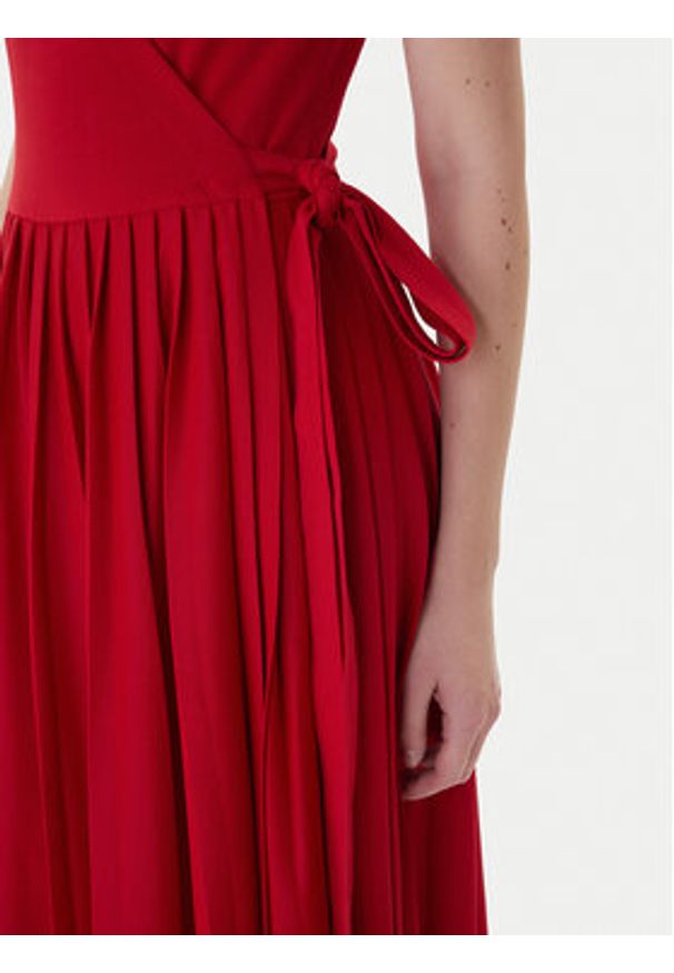 TOMMY HILFIGER - Tommy Hilfiger Sukienka codzienna 1985 WW0WW45733 Czerwony Regular Fit. Okazja: na co dzień. Kolor: czerwony. Materiał: syntetyk. Typ sukienki: proste. Styl: casual