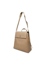 Calvin Klein Plecak Ck Flap Backpack With Conv Strap K60K613038 Beżowy. Kolor: beżowy. Materiał: skóra #4