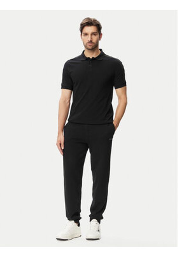Guess Polo Z6YP03 K4967 Czarny Regular Fit. Typ kołnierza: polo. Kolor: czarny. Materiał: bawełna