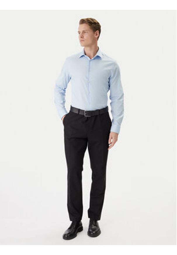 Calvin Klein Koszula LV019EU001 Błękitny Slim Fit. Kolor: niebieski. Materiał: bawełna