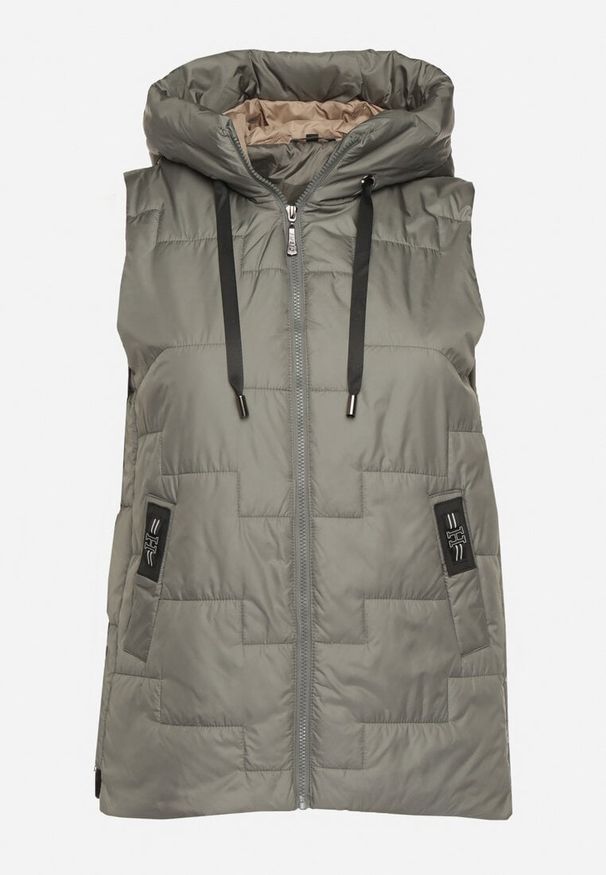 Born2be - Zielona Pikowana Kamizelka z Kapturem i Sznurkami Imvila. Okazja: na co dzień. Typ kołnierza: kaptur. Kolor: zielony. Materiał: jeans. Wzór: aplikacja. Styl: casual, elegancki, klasyczny