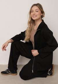 Born2be - Czarny Dzianinowy Komplet Dresowy z Wiskozą Bluza ze Stójką i Spodnie Nevenira. Kolor: czarny. Materiał: dzianina, wiskoza, dresówka #4