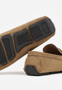 Born2be - Ciemnobeżowe Półbuty Mokasyny z Imitacji Zamszu Sewelka. Okazja: na co dzień. Kolor: beżowy. Materiał: zamsz. Styl: klasyczny, casual, elegancki #2