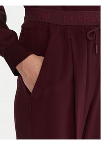 Marella Spodnie materiałowe Vanto 2523136065 Bordowy Regular Fit. Kolor: czerwony. Materiał: syntetyk