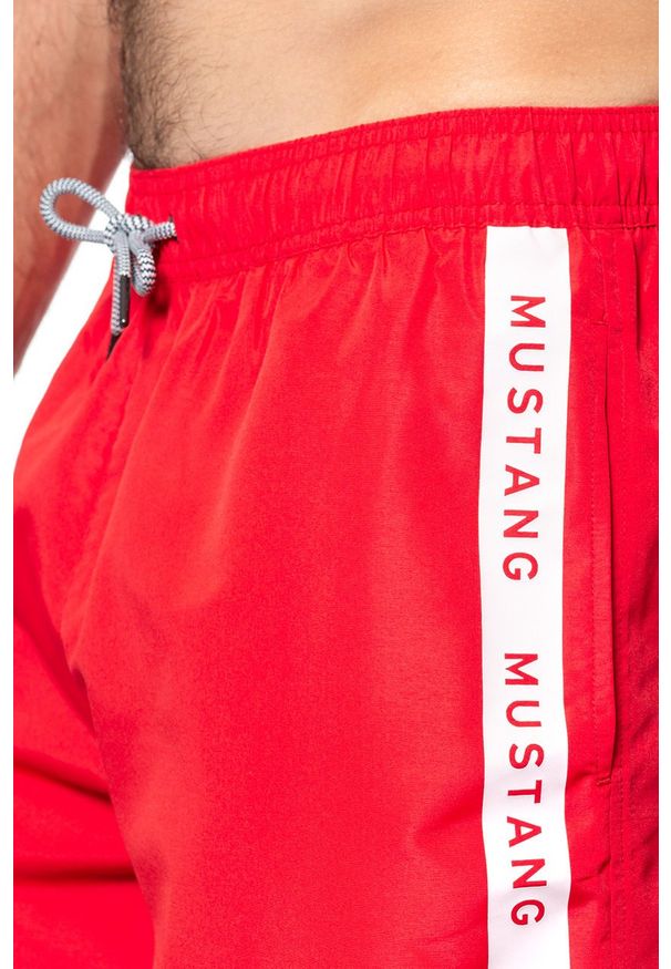 Mustang - SPODENKI MUSTANG Simon Swim Trunks 1009735 7130. Okazja: na plażę