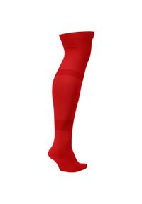 Legginsy Nike U NK MATCHFIT KNEE HIGH - TEAM, Dla obu płci. Kolor: czerwony. Materiał: materiał, poliester. Sport: piłka nożna