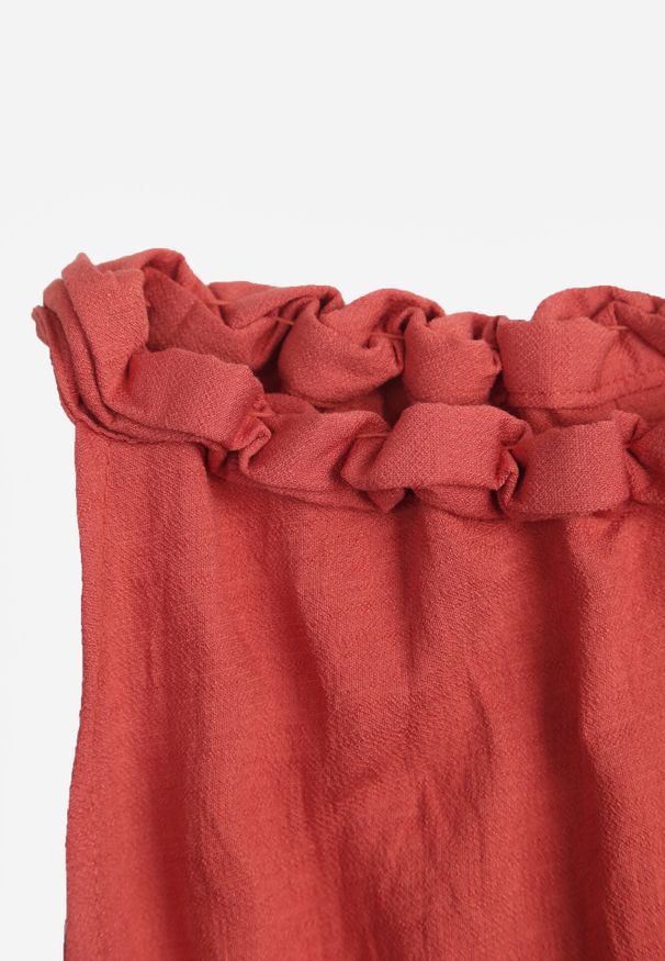 Born2be - Czerwona Wiskozowa Sukienka Bez Rękawów z Warkoczowym Splotem przy Dekolcie Shirineli. Okazja: na co dzień. Kolekcja: plus size. Kolor: czerwony. Materiał: wiskoza. Długość rękawa: bez rękawów. Wzór: ze splotem. Typ sukienki: proste, dla puszystych. Styl: boho, elegancki, klasyczny, casual