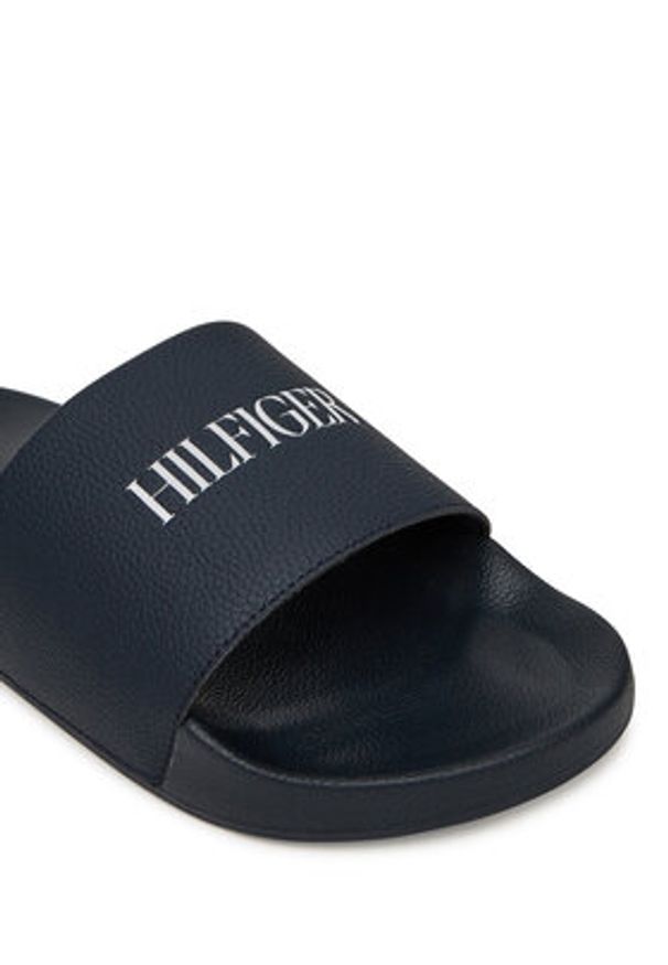 TOMMY HILFIGER - Tommy Hilfiger Klapki Hilfiger Print Tumble Pool Slide FM0FM05505 Granatowy. Kolor: niebieski. Materiał: skóra. Wzór: nadruk