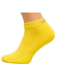 NESSI SPORTSWEAR - Skarpety sportowe unisex Nessi Sportswear Training Termoaktywne. Kolor: żółty
