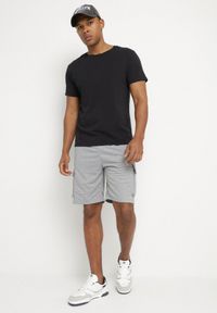 Born2be - Jasnoszare Dresowe Szorty z Bawełną Typu Cargo Soniela. Okazja: na co dzień. Kolor: szary. Materiał: bawełna, dresówka. Styl: casual, elegancki #5