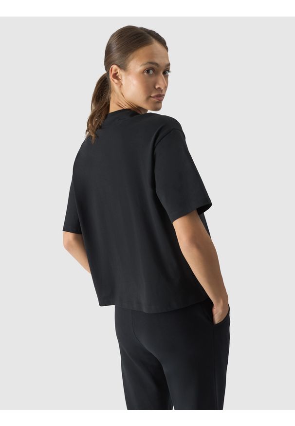 4f - 4F T-shirt oversize z nadrukiem damski - czarny S. Okazja: na co dzień. Kolor: czarny. Materiał: skóra, bawełna, dzianina, jersey. Wzór: nadruk. Styl: klasyczny, casual, sportowy