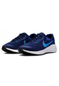 Buty Męskie Sportowe Nike Revolution 7. Okazja: na co dzień. Kolor: niebieski. Model: Nike Revolution. Sport: fitness