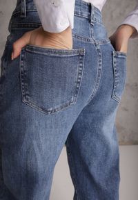 Renee - Granatowe Jeansy Barrel Leg High Waist z Bawełny Tinamist. Okazja: na co dzień. Stan: podwyższony. Kolor: niebieski. Styl: casual #6