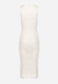 Born2be - Biała Sukienka Bodycon z Ażurowej Dzianiny z Halką w Komplecie Willowas. Okazja: na co dzień. Kolor: biały. Materiał: dzianina. Wzór: ażurowy. Typ sukienki: bodycon. Styl: elegancki, casual #6