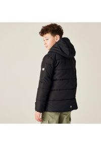 Regatta - Kurtka dziecięca zimowa Halkner. Okazja: na co dzień, na uczelnię. Kolor: czarny. Materiał: puch. Sezon: zima. Styl: casual, sportowy #2