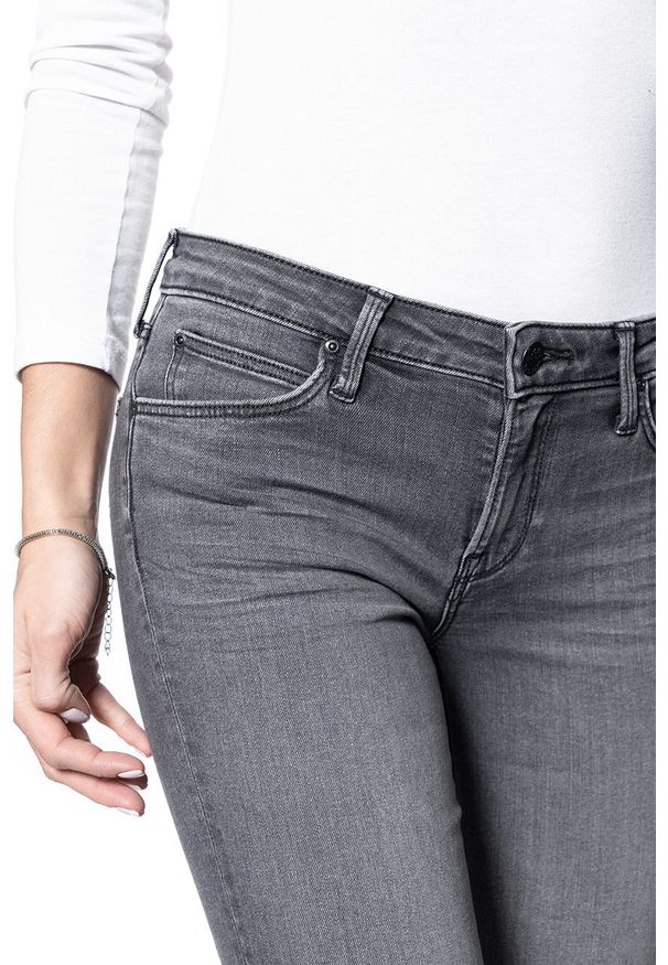Lee - LEE SCARLETT DAMSKIE SPODNIE JEANSOWE L526PJBR 112111810