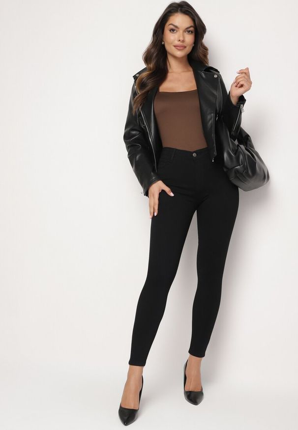 Born2be - Czarne Dopasowane Jeansy z Bawełną Push Up z Wysokim Stanem Torsha. Okazja: na co dzień. Stan: podwyższony. Kolor: czarny. Styl: wizytowy, casual, elegancki