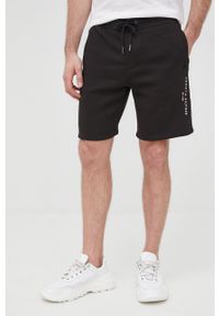 TOMMY HILFIGER - Tommy Hilfiger Szorty męskie kolor czarny. Okazja: na co dzień. Kolor: czarny. Materiał: dzianina. Wzór: gładki. Styl: casual