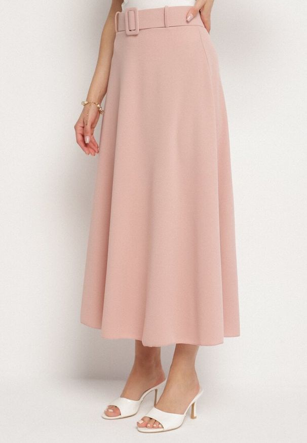 Born2be - Różowa Gładka Spódnica Maxi z Gumką w Pasie i Klamrą Orirsa. Kolor: różowy. Wzór: gładki. Styl: elegancki
