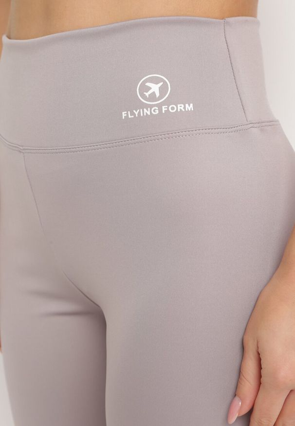 Born2be - Szare Legginsy z Wysokim Stanem i Gumką w Pasie Bloelia. Stan: podwyższony. Kolor: szary. Wzór: gładki