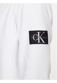 Calvin Klein Jeans Bluza J30J323430 Biały Regular Fit. Kolor: biały. Materiał: bawełna