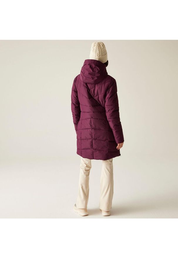 DARE 2B - Płaszcz damski zimowy ocieplany Striking V Dare 2b. Kolor: fioletowy. Materiał: tkanina, puch. Sezon: zima. Sport: turystyka piesza