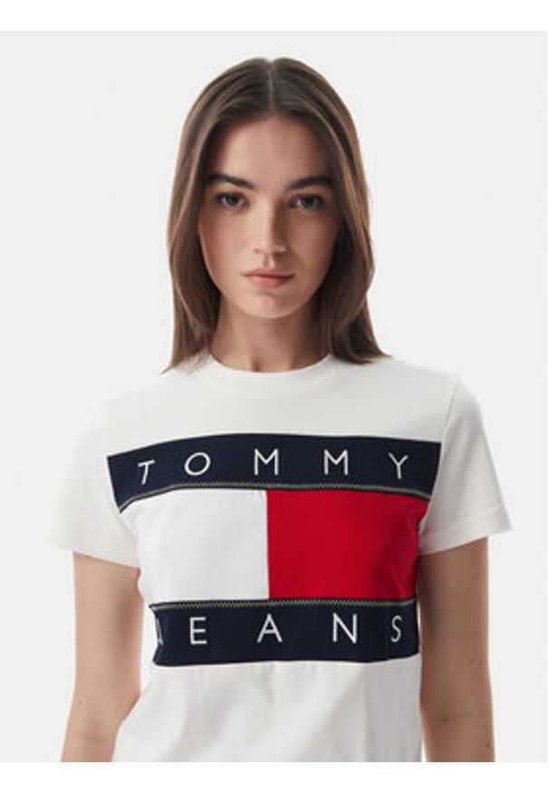 Tommy Jeans T-Shirt Flag DW0DW22818 Biały Regular Fit. Kolor: biały. Materiał: bawełna