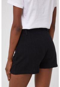 Answear Lab szorty z lnem damskie kolor czarny gładkie high waist. Stan: podwyższony. Kolor: czarny. Materiał: len. Wzór: gładki. Styl: wakacyjny #3