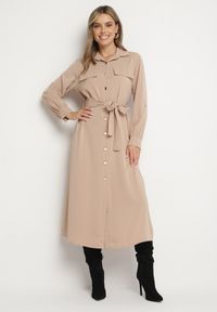 Born2be - Beżowa Koszulowa Sukienka z Podpinanymi Rękawami i Dodatkowym Wiązanym Paskiem Ivandria. Okazja: na co dzień. Kolor: beżowy. Typ sukienki: koszulowe. Styl: klasyczny, casual #5