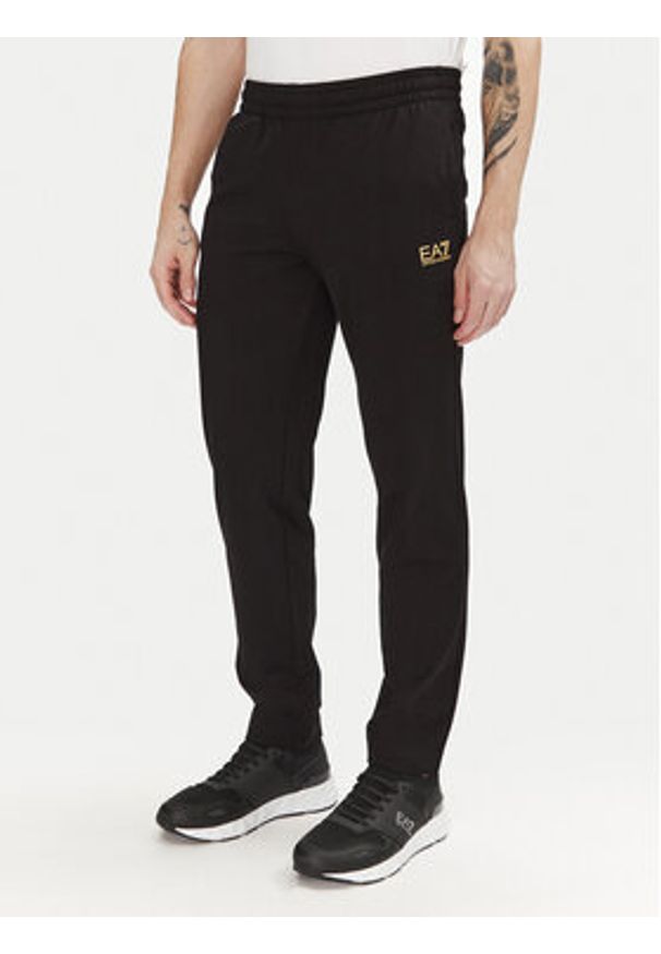 EA7 Emporio Armani Dres 8NPV61 PJVRZ MC004 Czarny Regular Fit. Kolor: czarny. Materiał: bawełna