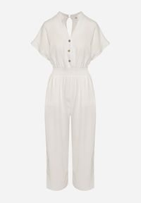 Born2be - Biały Kombinezon z Wiskozy z Gumką w Talii i Dekoltem w Serek z Guzikami Nisella. Okazja: na co dzień. Kolor: biały. Materiał: wiskoza. Długość rękawa: krótki rękaw. Długość: krótkie. Styl: casual, elegancki #4