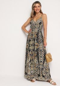 Born2be - Czarno-Beżowa Wiskozowa Sukienka w Stylu Boho na Regulowanych Ramiączkach z Dekoltem w Serek Xalflea. Okazja: na co dzień, na randkę, na spacer, na plażę. Typ kołnierza: dekolt w serek. Kolor: czarny. Materiał: wiskoza. Długość rękawa: na ramiączkach. Sezon: lato. Styl: boho. Długość: maxi #1