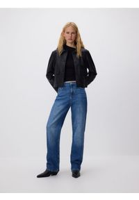 Reserved - Jeansy straight z ozdobnymi aplikacjami - niebieski. Kolor: niebieski. Wzór: aplikacja #1