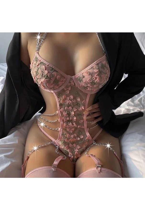 Intica - Body damskie haftowane z wycięciami na specjalne okazje Donna. Kolor: biały. Materiał: materiał. Wzór: haft