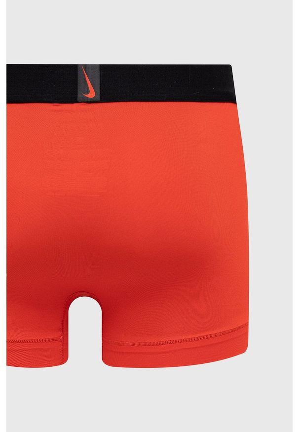 Nike - Bokserki. Kolor: czerwony. Materiał: włókno, skóra, tkanina
