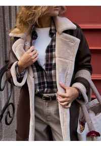 Sinsay - Body z krótkim rękawem na zatrzask - biały. Kolor: biały. Długość rękawa: krótki rękaw. Długość: krótkie #1